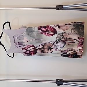 Beautiful Bailey 44 Floral Rose Dress size 4.